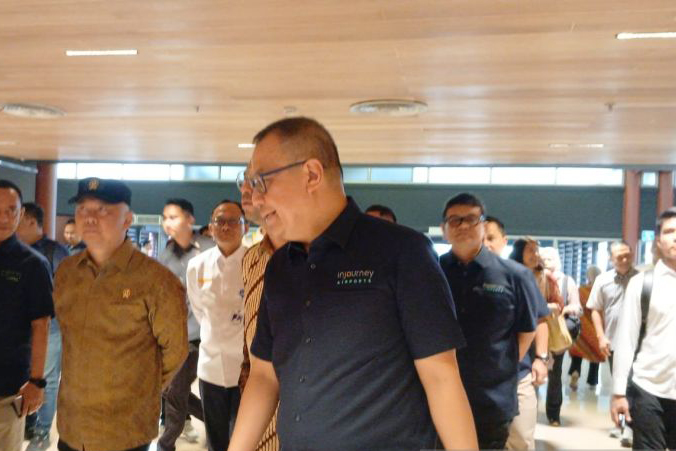 Menteri Perhubungan resmikan rekayasa lalu lintas one way nasional Menteri Perhubungan resmikan rekayasa lalu lintas one way nasional