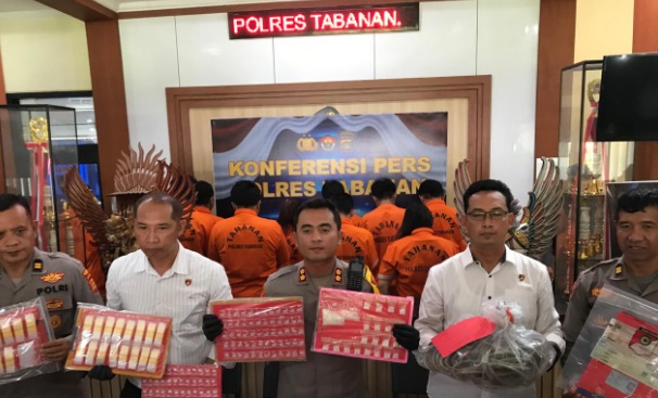 Polres Tabanan ungkap kasus narkoba dan curanmor Polres Tabanan ungkap kasus narkoba dan curanmor