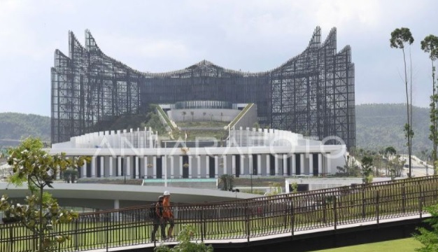 Presiden minta ada museum demokrasi di gedung legislatif-yudikatif IKN Presiden minta ada museum demokrasi di gedung legislatif-yudikatif IKN