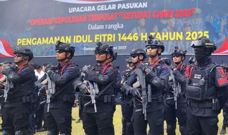 14 ribu personel gabungan amankan Operasi Ketupat Candi 2025 di Jateng 14 ribu personel gabungan amankan Operasi Ketupat Candi 2025 di Jateng