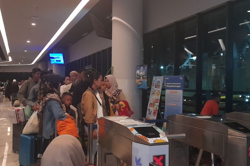 ASDP prediksi puncak arus mudik di Pelabuhan Merak H-3 Lebaran ASDP prediksi puncak arus mudik di Pelabuhan Merak H-3 Lebaran