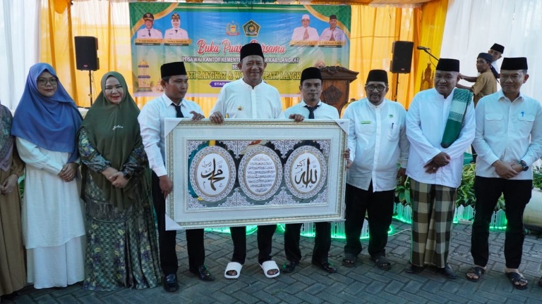 Buka puasa bersama Bupati, Kemenag Langkat galang dana untuk Palestina Buka puasa bersama Bupati, Kemenag Langkat galang dana untuk Palestina