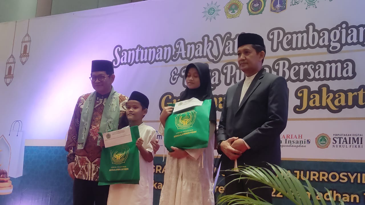 Gubernur Jakarta santuni anak yatim: Ramadan, bulan berbagi Gubernur Jakarta santuni anak yatim: Ramadan, bulan berbagi