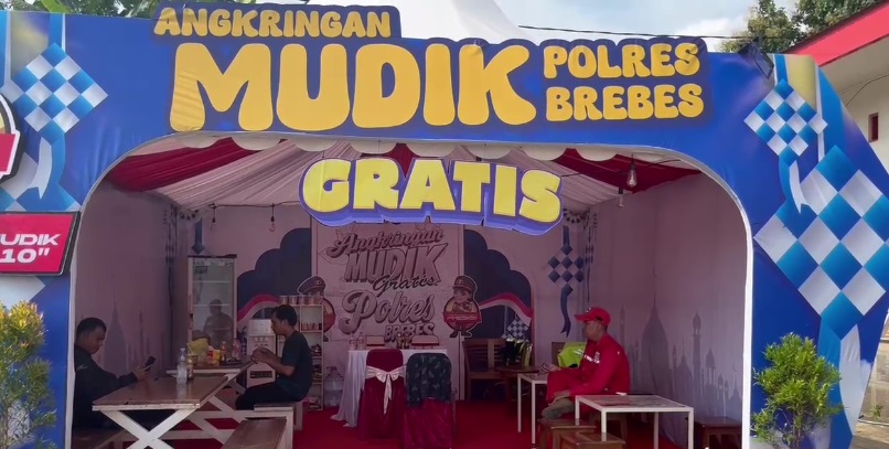 Angkringan gratis Polres Brebes, inovasi layanan untuk pemudik Angkringan gratis Polres Brebes, inovasi layanan untuk pemudik