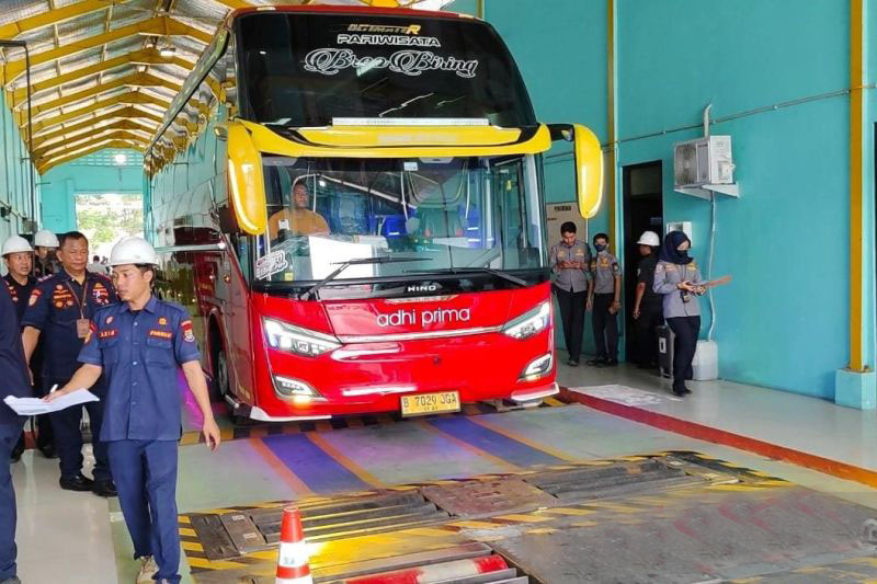 Dishub Kabupaten Tangerang lakukan \ramp check\ bus untuk mudik gratis