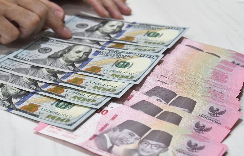 Rupiah pada Selasa pagi melemah jadi Rp16.405 per dolar AS Rupiah pada Selasa pagi melemah jadi Rp16.405 per dolar AS
