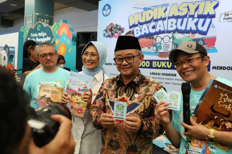 Perpusnas kembali hadirkan buku bacaan gratis bagi pemudik Perpusnas kembali hadirkan buku bacaan gratis bagi pemudik