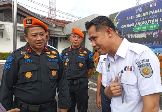 Jelang Mudik, KAI Divre II Sumbar gelar apel pasukan untuk pelayanan optimal Jelang Mudik, KAI Divre II Sumbar gelar apel pasukan untuk pelayanan optimal