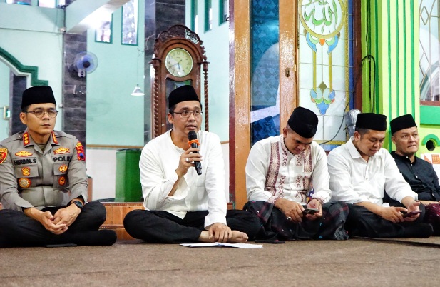 Serap aspirasi masyarakat, Pemkab Magelang gelar buka puasa bersama Serap aspirasi masyarakat, Pemkab Magelang gelar buka puasa bersama