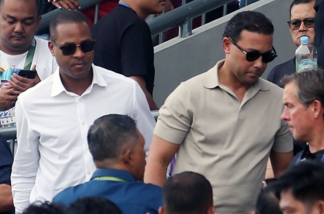 Jelang kualifikasi Piala Dunia, Kluivert dan Jordi tiba di Jakarta Jelang kualifikasi Piala Dunia, Kluivert dan Jordi tiba di Jakarta