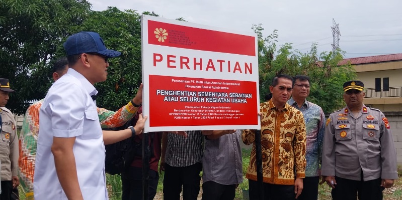 Kemenperin segel PT. MIA Bekasi, tak bayar upah pekerja migran Rp1,6 miliar Kemenperin segel PT. MIA Bekasi, tak bayar upah pekerja migran Rp1,6 miliar