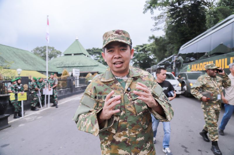 Bupati Jember alihkan anggaran mobil dinas untuk kegiatan sosial Bupati Jember alihkan anggaran mobil dinas untuk kegiatan sosial