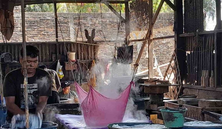 Perajin tahu di Aceh tingkatkan produksi di awal Ramadan Perajin tahu di Aceh tingkatkan produksi di awal Ramadan