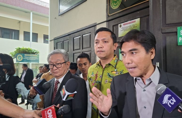 Hasto Kristiyanto dapat serangan masif usai Jokowi dipecat dari PDIP Hasto Kristiyanto dapat serangan masif usai Jokowi dipecat dari PDIP