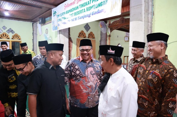 Ketua DPRD Sumbar harap masyarakat segera nikmati program unggulan kepala daerah Ketua DPRD Sumbar harap masyarakat segera nikmati program unggulan kepala daerah