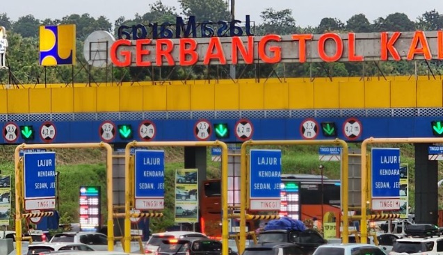 Polda Jateng perpanjang one way hingga Tol Tingkir Salatiga Polda Jateng perpanjang one way hingga Tol Tingkir Salatiga