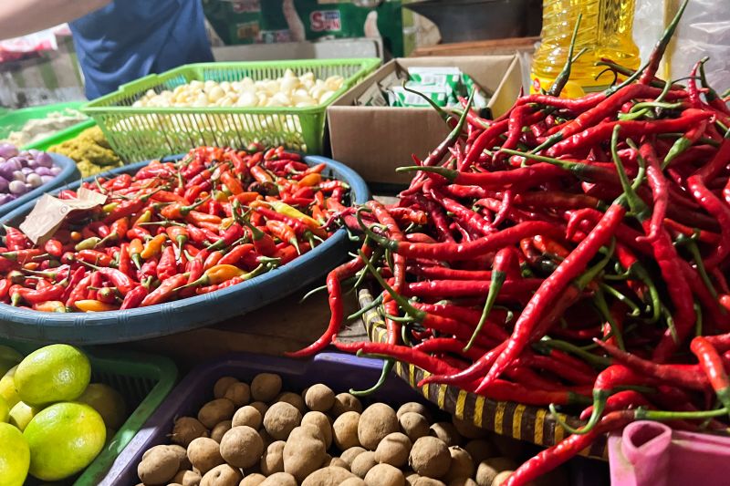 PIHPS: Harga cabai rawit Senin Rp87.500/kg, telur ayam Rp35.450/kg PIHPS: Harga cabai rawit Senin Rp87.500/kg, telur ayam Rp35.450/kg