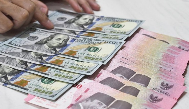 Rupiah melemah karena pasar yakin The Fed tahan suku bunga Rupiah melemah karena pasar yakin The Fed tahan suku bunga