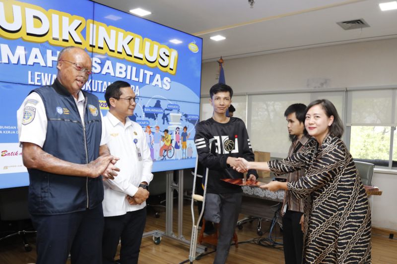 Kemenhub fasilitasi mudik gratis 31 disabilitas lewat jalur udara Kemenhub fasilitasi mudik gratis 31 disabilitas lewat jalur udara