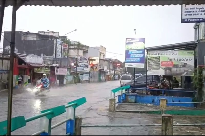 Bandung Raya sampai Sumedang dikepung banjir