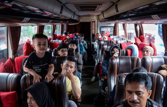 Kiat redakan kram dan pegal punggung selama mudik untuk ibu hamil Kiat redakan kram dan pegal punggung selama mudik untuk ibu hamil