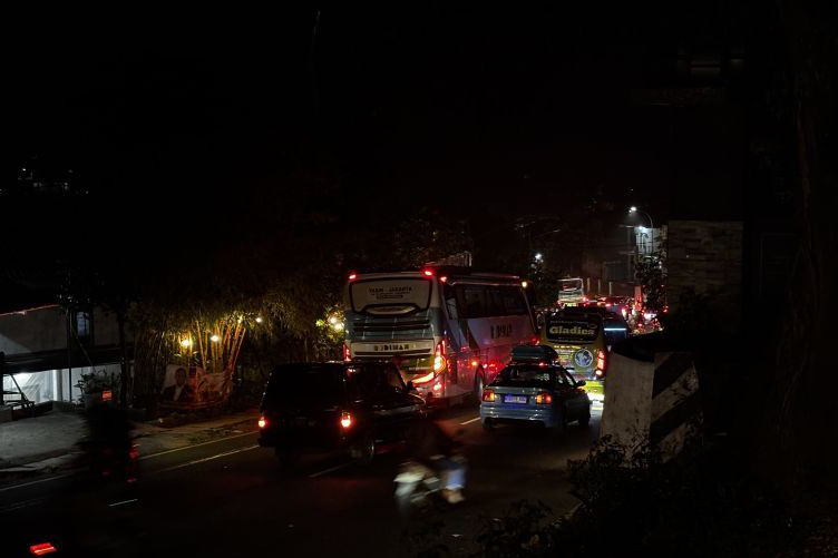 Volume kendaraan arus mudik di Nagreg Bandung capai 113.889 kendaraan Volume kendaraan arus mudik di Nagreg Bandung capai 113.889 kendaraan