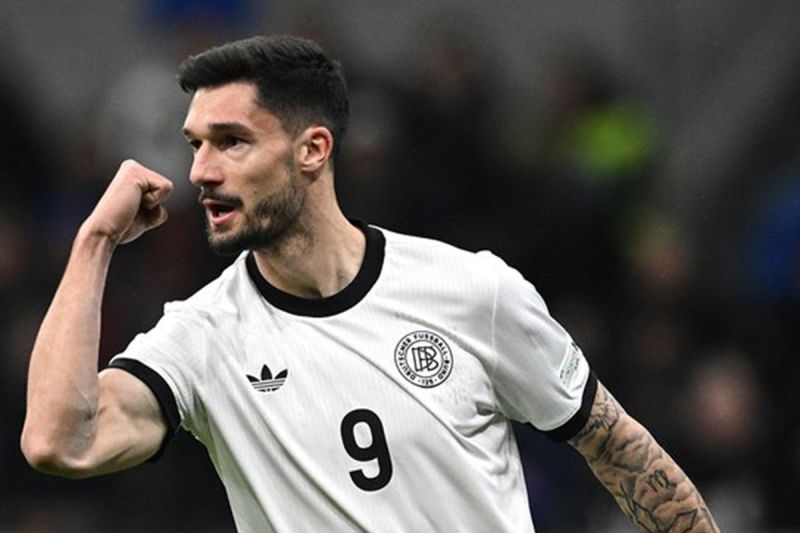 Sempat tertinggal, timnas Jerman raih kemenangan 2-1 atas Italia Sempat tertinggal, timnas Jerman raih kemenangan 2-1 atas Italia