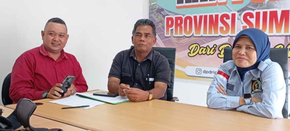 Senator Irman Gusman ingin wujudkan Koperasi Merah Putih di Sumbar Senator Irman Gusman ingin wujudkan Koperasi Merah Putih di Sumbar