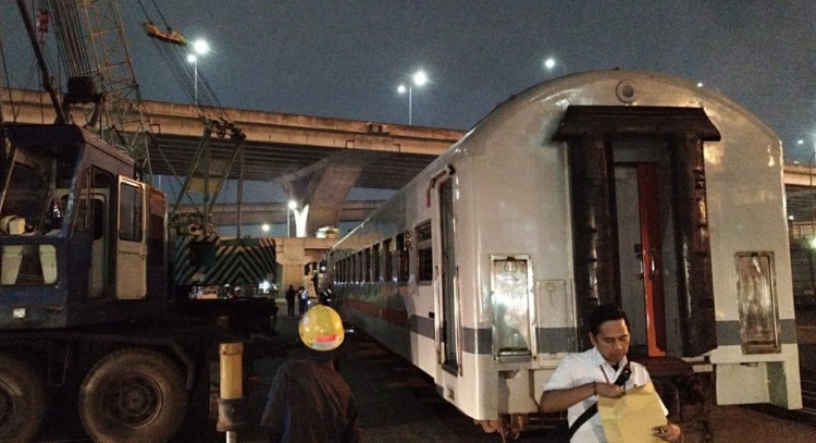 Datangkan 12 unit kereta dari Jawa, KAI Divre II Sumbar akan tambah perjalanan kereta api Datangkan 12 unit kereta dari Jawa, KAI Divre II Sumbar akan tambah perjalanan kereta api