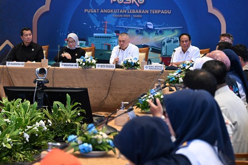 Menhub Dudy-MenPAN-RB pantau simpul transportasi arus mudik