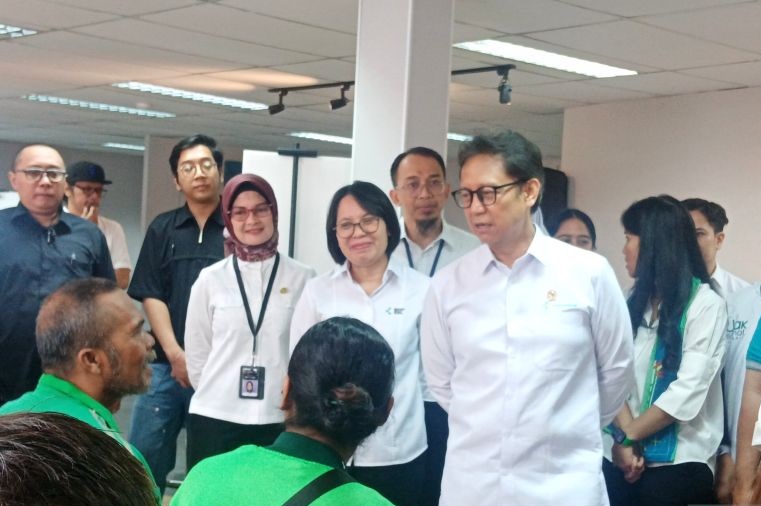 Menkes sebut lebih dari 1 juta orang telah daftar Cek Kesehatan Gratis Menkes sebut lebih dari 1 juta orang telah daftar Cek Kesehatan Gratis