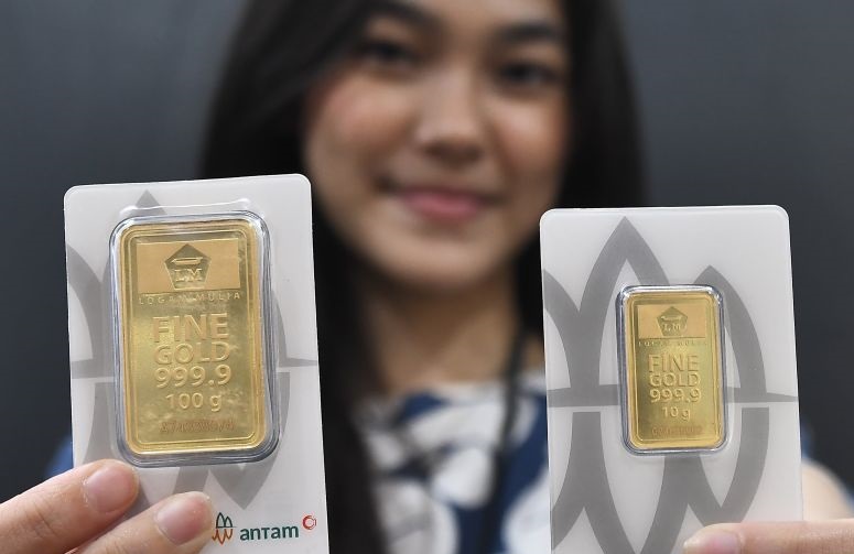 Emas Antam pada Jumat melambung Rp28.000 jadi Rp1,742 juta per gram