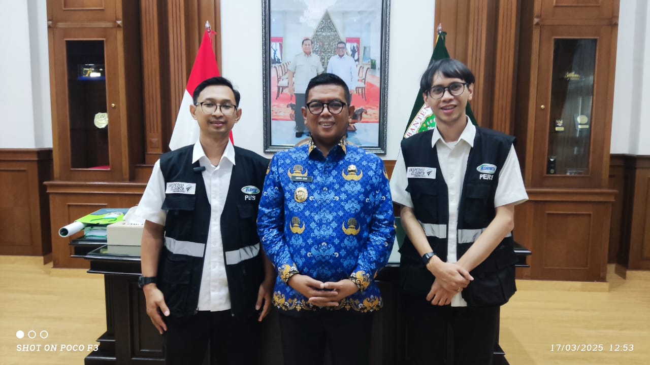 Tim EEJML 2025 melakukan penyebrangan dari pelabuhan Merak Menuju Bakauheni Tim EEJML 2025 melakukan penyebrangan dari pelabuhan Merak Menuju Bakauheni