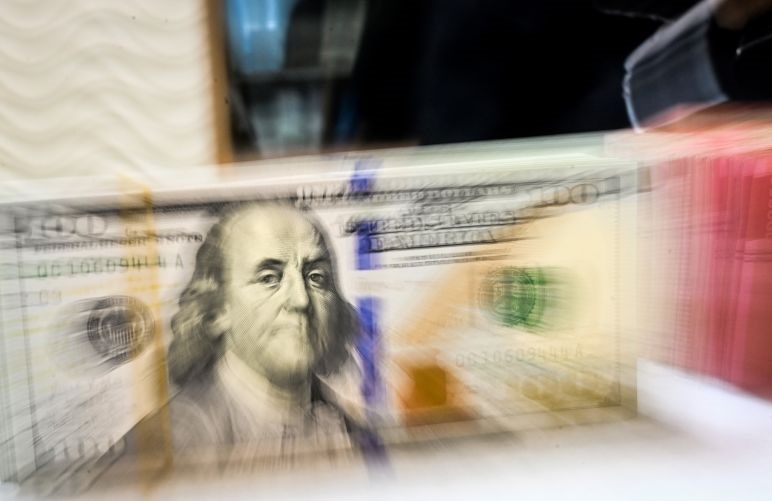 Rupiah pada Senin pagi melemah jadi Rp16.504 per dolar AS Rupiah pada Senin pagi melemah jadi Rp16.504 per dolar AS