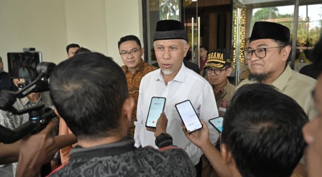 Gubernur Sumbar imbau warga waspada potensi erupsi Marapi Gubernur Sumbar imbau warga waspada potensi erupsi Marapi