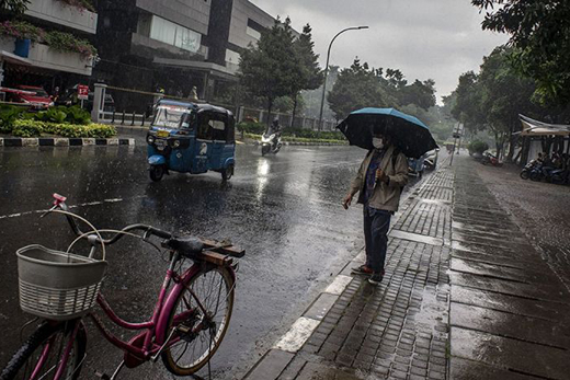 Mayoritas kota besar di Indonesia berawan-hujan pada Senin Mayoritas kota besar di Indonesia berawan-hujan pada Senin