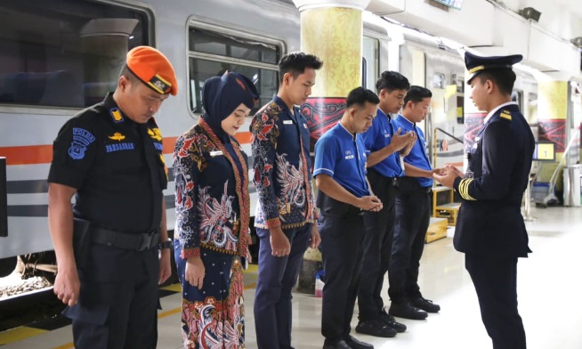 KAI Sumut catat penjualan lebih dari 45 ribu tiket KA Lebaran 1446 H KAI Sumut catat penjualan lebih dari 45 ribu tiket KA Lebaran 1446 H