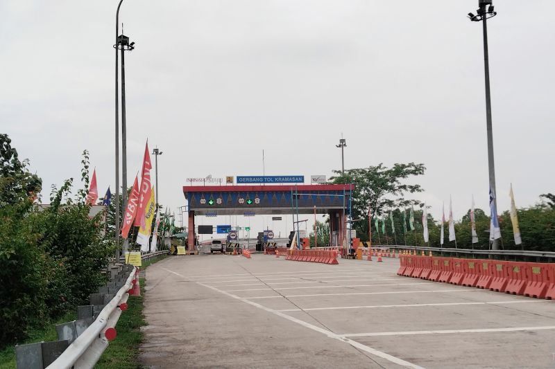 Lalu lintas di Gerbang Tol Keramasan H-1 Lebaran terpantau lengang