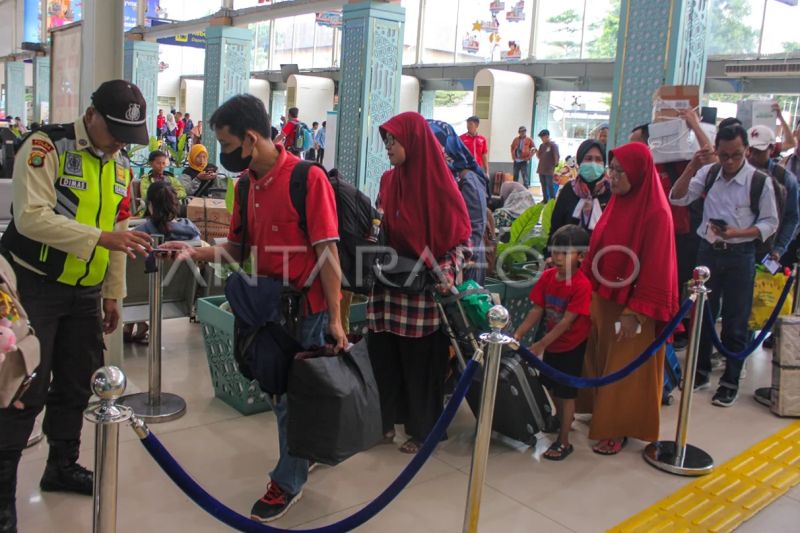 Pemprov DKI sediakan 27 bus tambahan untuk mudik gratis