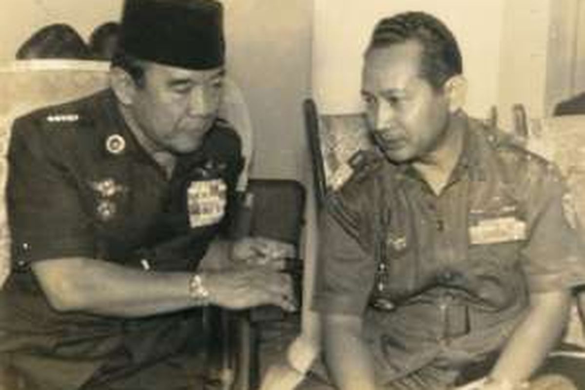 12 Maret 1966: Aksi Soeharto membubarkan PKI 12 Maret 1966: Aksi Soeharto membubarkan PKI