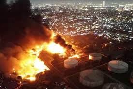 3 Maret 2023: Kebakaran depot minyak Pertamina di Plumpang, Jakarta Utara