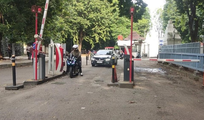 Pemkot Serang batal segel loket parkir Stadion Maulana Yusuf Pemkot Serang batal segel loket parkir Stadion Maulana Yusuf