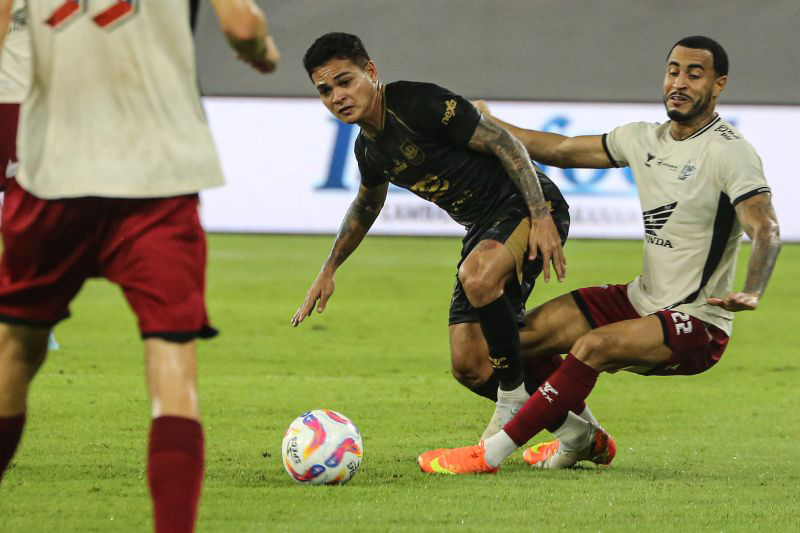 Pelatih PSIS sambut baik dua pemain asingnya dipanggil tim nasional