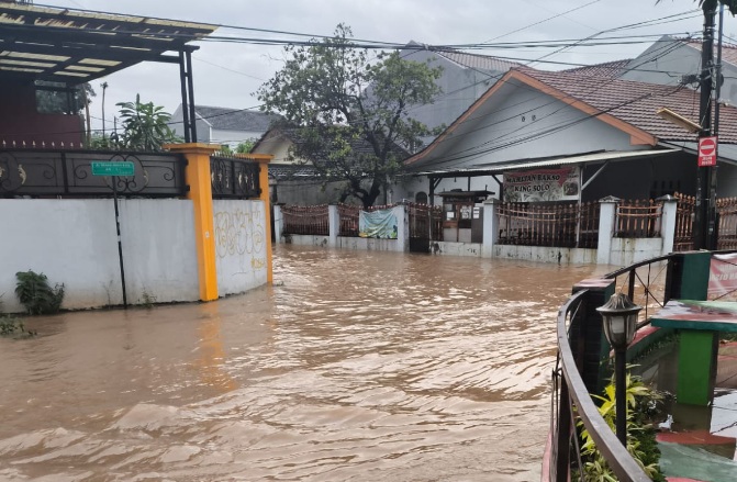 Banjir landa wilayah Kota dan Kabupaten Bekasi Banjir landa wilayah Kota dan Kabupaten Bekasi