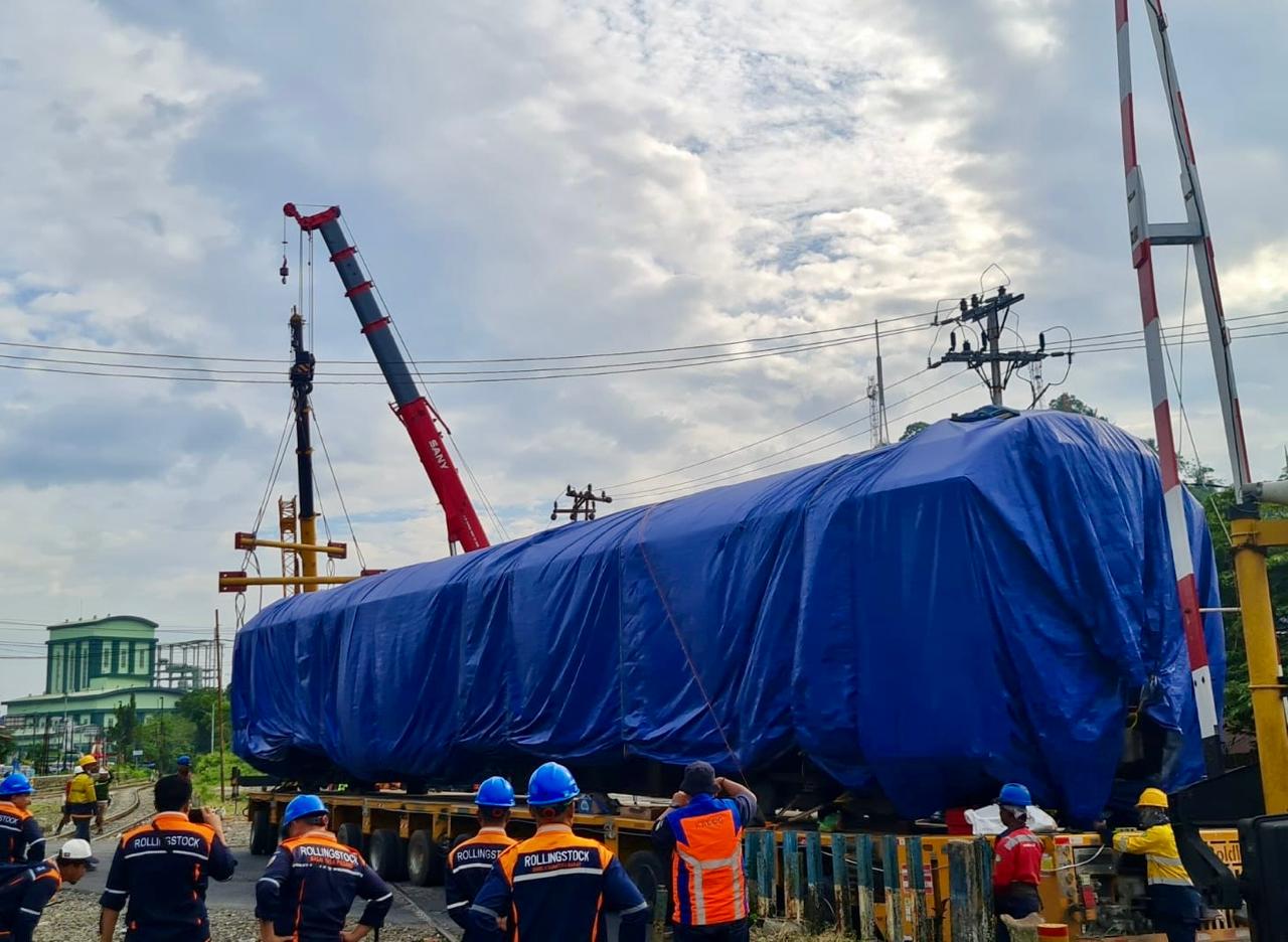 12 unit kereta tiba di Padang, berikut tindaklanjut KAI Divre II Sumbar
