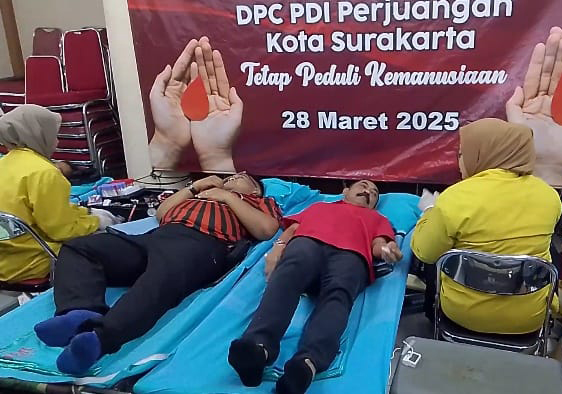 PDIP Solo gelar donor darah Ramadan, Rudy: Kepedulian tak surut meski kalah PDIP Solo gelar donor darah Ramadan, Rudy: Kepedulian tak surut meski kalah