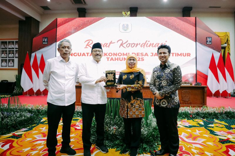 Mensos ajak kepala daerah di Jatim sukseskan Sekolah Rakyat Mensos ajak kepala daerah di Jatim sukseskan Sekolah Rakyat