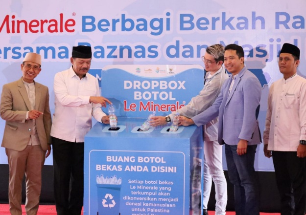 Bantu Palestina, BAZNAS, Le Minerale dan Masjid Istiqlal luncurkan dropbox daur ulang botol plastik Bantu Palestina, BAZNAS, Le Minerale dan Masjid Istiqlal luncurkan dropbox daur ulang botol plastik