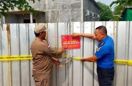 Nekat beroperasi, tempat karaoke di Karangbener kembali disegel Satpol PP Kudus Nekat beroperasi, tempat karaoke di Karangbener kembali disegel Satpol PP Kudus