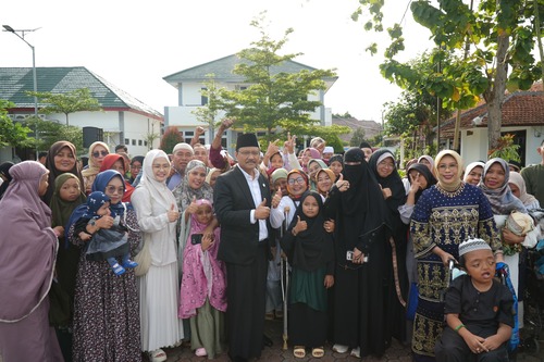 Salat Id di Sentra Kemensos, ini pesan Gus Ipul